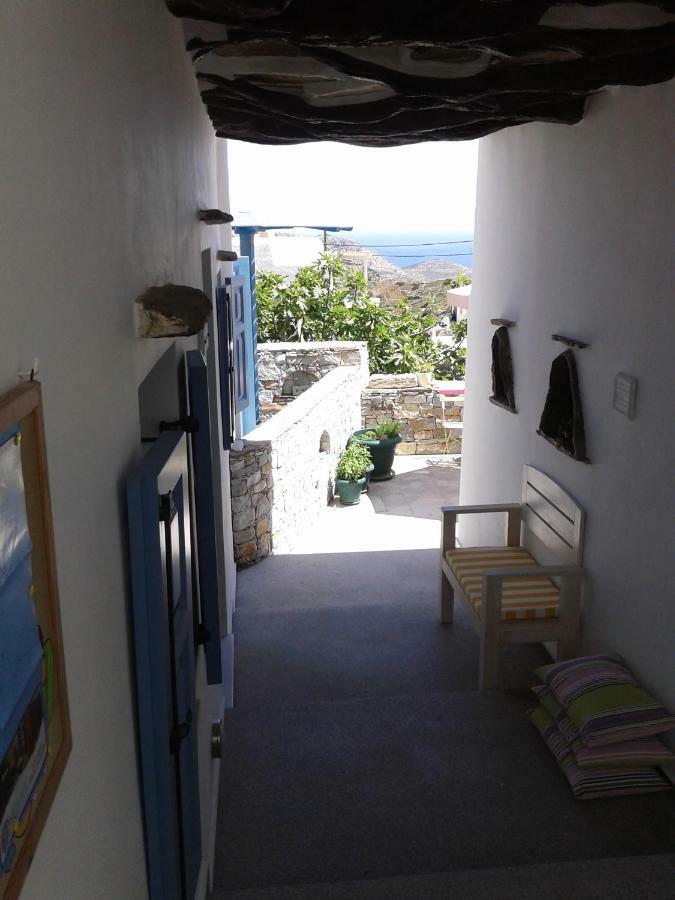 Stegadi Apartments Sikinos Bagian luar foto