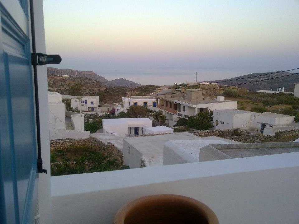 Stegadi Apartments Sikinos Bagian luar foto